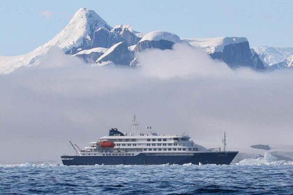 MS HONDIUS | Circumnavigation of Spitsbergen