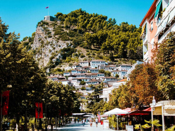 Berat Tour