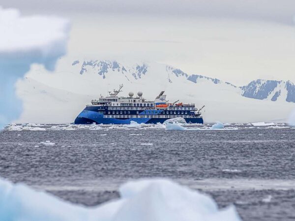 Pristine Wilderness: South Shetland Islands & Antarctic Peninsula | OCEAN VICTORY